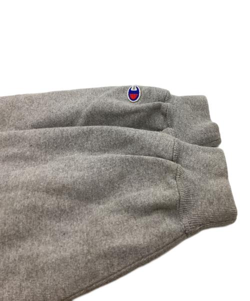 Champion REVERSE WEAVE（チャンピオン リバース ウィーブ）Champion REVERSE WEAVE (チャンピオン リバース ウィーブ) リバースウィーブスウェット / 刺繍タグ / USA製 グレー サイズ:XLの古着・服飾アイテム
