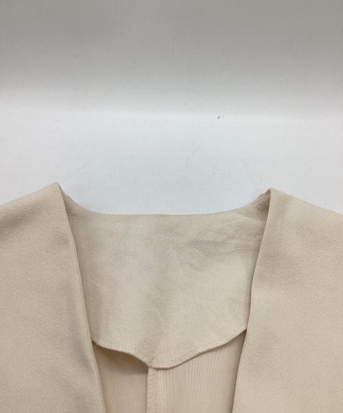 BEARDSLEY（ビアズリー）BEARDSLEY (ビアズリー) LIVETART ノーカラージャケット アイボリー サイズ:FREEの古着・服飾アイテム