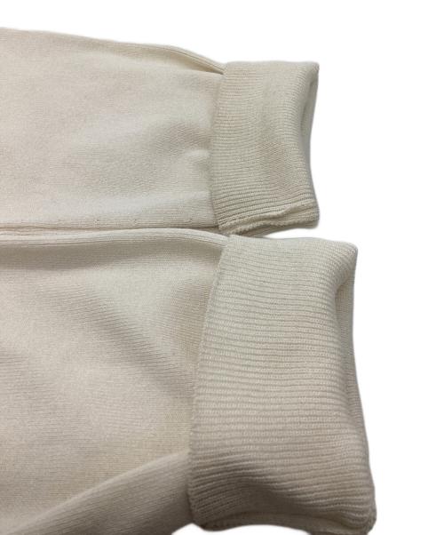 BEARDSLEY（ビアズリー）BEARDSLEY (ビアズリー) シンプルVニット　/　BEZ1052305A0002 アイボリー サイズ:FREEの古着・服飾アイテム