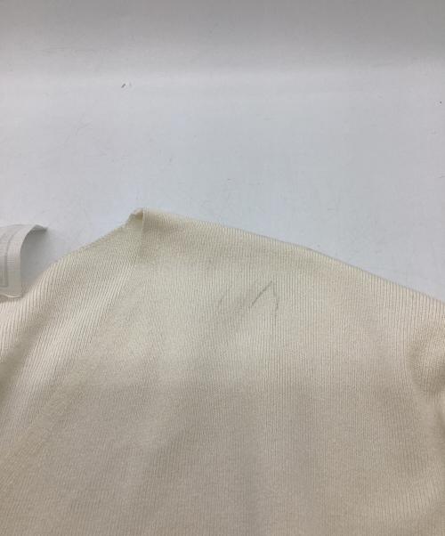 BEARDSLEY（ビアズリー）BEARDSLEY (ビアズリー) シンプルVニット　/　BEZ1052305A0002 アイボリー サイズ:FREEの古着・服飾アイテム