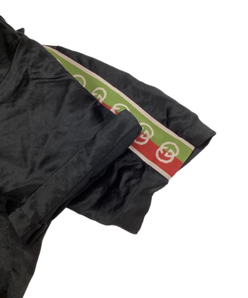 GUCCI（グッチ）GUCCI (グッチ) サイドラインロゴ オープンカラーシャツ / 619025 ZAEP5 ブラック サイズ:46の古着・服飾アイテム