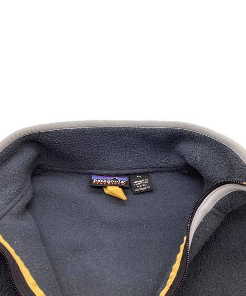 Patagonia（パタゴニア）Patagonia (パタゴニア) ピケ・フリース 1/4ジップ・プルオーバー グレー サイズ:Mの古着・服飾アイテム