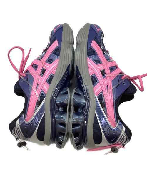 asics（アシックス）asics (アシックス) YOASOBI (ヨアソビ) GEL-KINETIC FLUENT Y PIEDMONT / 1203A837 ネイビー×ピンク サイズ:11の古着・服飾アイテム