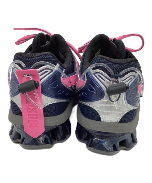 asics（アシックス）asics (アシックス) YOASOBI (ヨアソビ) GEL-KINETIC FLUENT Y PIEDMONT / 1203A837 ネイビー×ピンク サイズ:11の古着・服飾アイテム