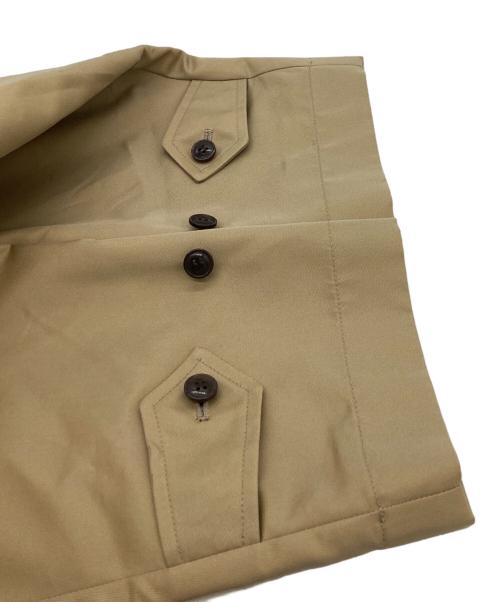 Gymphlex（ジムフレックス）Gymphlex (ジムフレックス) T/C GABARDINE SWING COAT　/　J-1327 SYR ベージュ サイズ:Mの古着・服飾アイテム