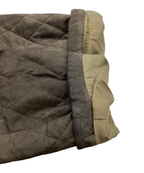 BURBERRY（バーバリー）BURBERRY (バーバリー) フェイクスエードキルティングジャケット / BBP02-115-78 ブラウン サイズ:Mの古着・服飾アイテム