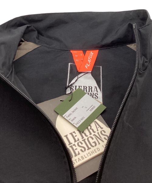 FLATLUX（フラットラックス）FLATLUX　 (フラットラックス) SIERRA DESIGNS (シエラデザインズ) FABRIC JACKET /  FX23-601 ブラック サイズ:Lの古着・服飾アイテム