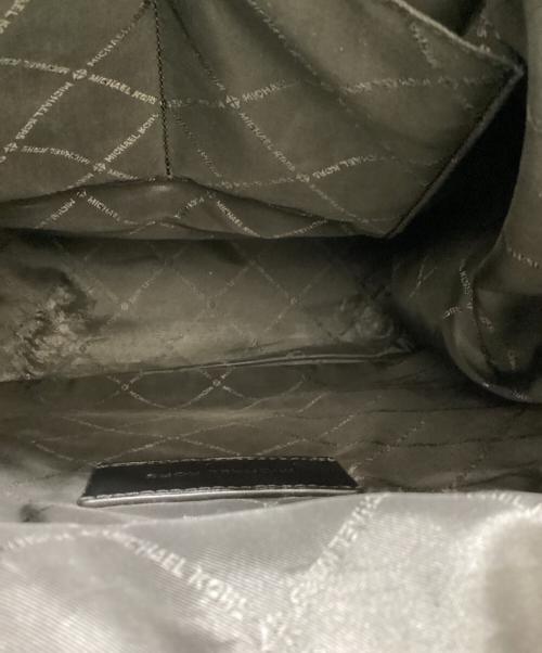 MICHAEL KORS（マイケルコース）MICHAEL KORS (マイケルコース) COOPER ユーティリティ バックパック / 37H3LCOB2U1 ブラックの古着・服飾アイテム