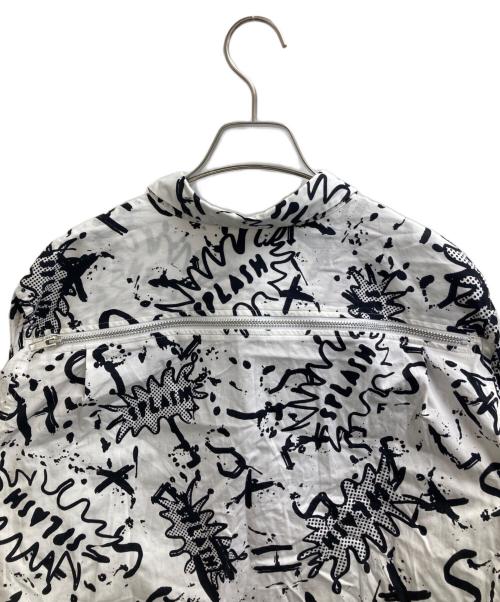 BLACK COMME des GARCONS（ブラックコムデギャルソン）BLACK COMME des GARCONS (ブラックコムデギャルソン) プラッシュプリントバックジップシャツ / 1H-B014 ホワイト サイズ:XLの古着・服飾アイテム
