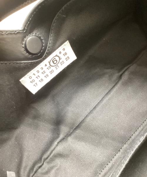 MM6 Maison Margiela（エムエムシックスメゾンマルジェラ）MM6 Maison Margiela (エムエムシックスメゾンマルジェラ) ジャパニーズソフトバゲットバッグ ブラックの古着・服飾アイテム
