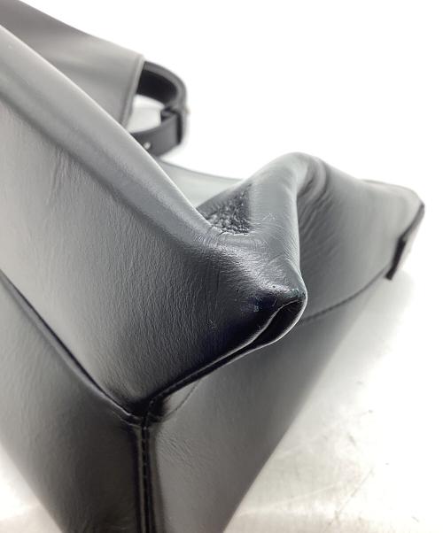 MM6 Maison Margiela（エムエムシックスメゾンマルジェラ）MM6 Maison Margiela (エムエムシックスメゾンマルジェラ) ジャパニーズソフトバゲットバッグ ブラックの古着・服飾アイテム