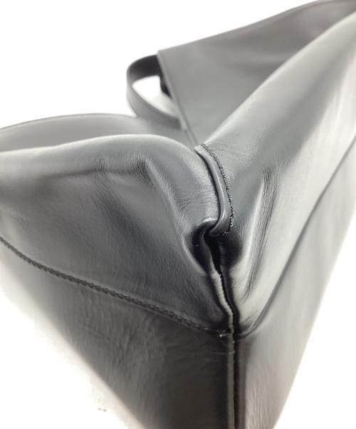MM6 Maison Margiela（エムエムシックスメゾンマルジェラ）MM6 Maison Margiela (エムエムシックスメゾンマルジェラ) ジャパニーズソフトバゲットバッグ ブラックの古着・服飾アイテム