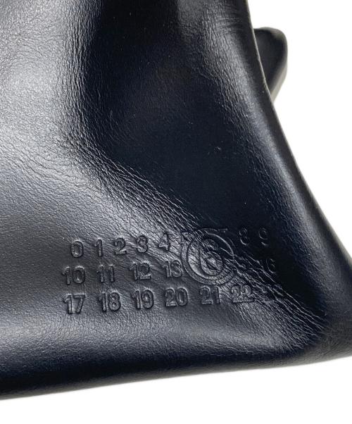 MM6 Maison Margiela（エムエムシックスメゾンマルジェラ）MM6 Maison Margiela (エムエムシックスメゾンマルジェラ) ジャパニーズソフトバゲットバッグ ブラックの古着・服飾アイテム