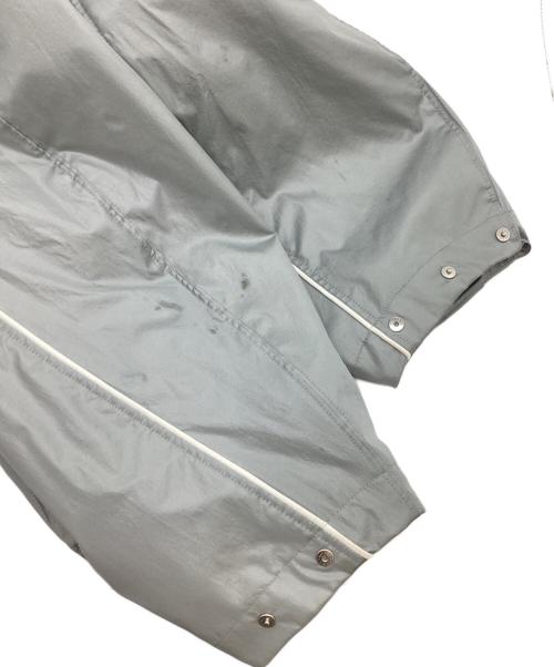 NIKE（ナイキ）NIKE (ナイキ) JACQUEMUS (ジャックムス) TRACK JKT（トラックジャケット）/ FV5690-073 グレー サイズ:Mの古着・服飾アイテム