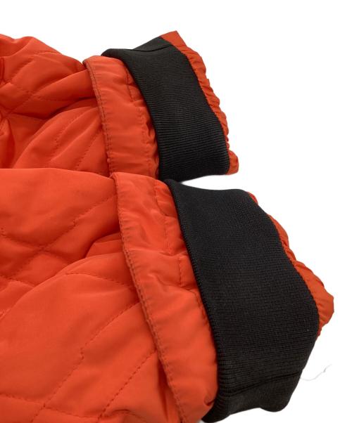 MERRELL（メレル）MERRELL (メレル) ビッグロゴ パディング キルティングアノラックジャケット オレンジ サイズ:105の古着・服飾アイテム