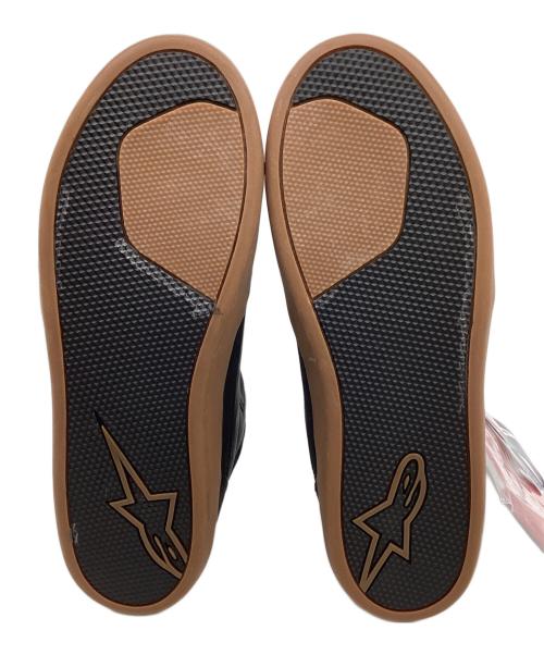triumph（トライアンフ）triumph (トライアンフ) Alpinestars (アルパインスターズ) J-6 Waterproof Riding Shoe ブラック サイズ:10 未使用品の古着・服飾アイテム