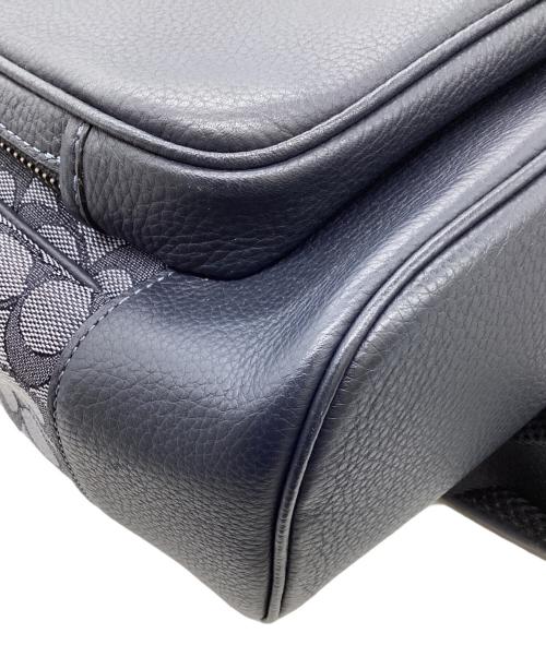 COACH（コーチ）COACH (コーチ) シグネチャー トンプソン バックパック / C5389 ネイビーの古着・服飾アイテム
