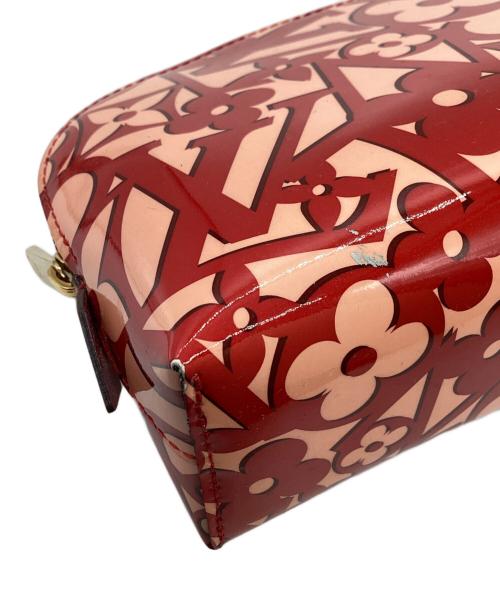LOUIS VUITTON（ルイ ヴィトン）LOUIS VUITTON (ルイ ヴィトン) ヴェルニ スイートモノグラム ポシェット コスメティック レッドの古着・服飾アイテム