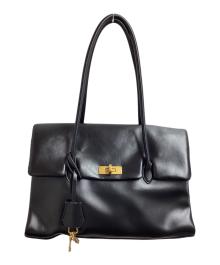 CHARLES & KEITH（チャールズアンドキース）の古着「ターンロック ダブルハンドルトラペーズトートバッグ / 30782768」｜ブラック