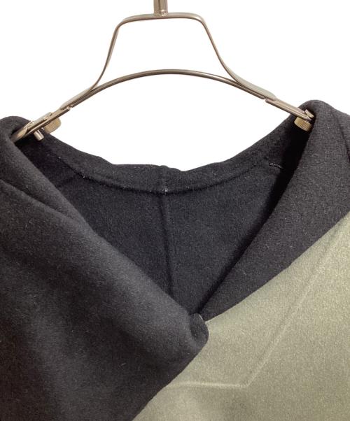 6(ROKU) BEAUTY&YOUTH（ロク ビューティーアンドユース）6(ROKU) BEAUTY&YOUTH (ロク ビューティーアンドユース) REVER HOODED PULLOVER COAT グリーン サイズ:36の古着・服飾アイテム