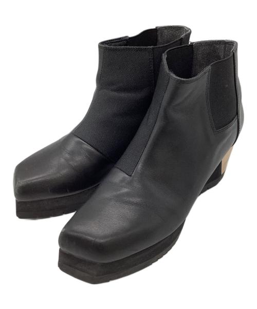 132 5. ISSEY MIYAKE（132 5. イッセイ ミヤケ）132 5. ISSEY MIYAKE (132 5. イッセイ ミヤケ) サイドゴアショートブーツ ブラック サイズ:23の古着・服飾アイテム