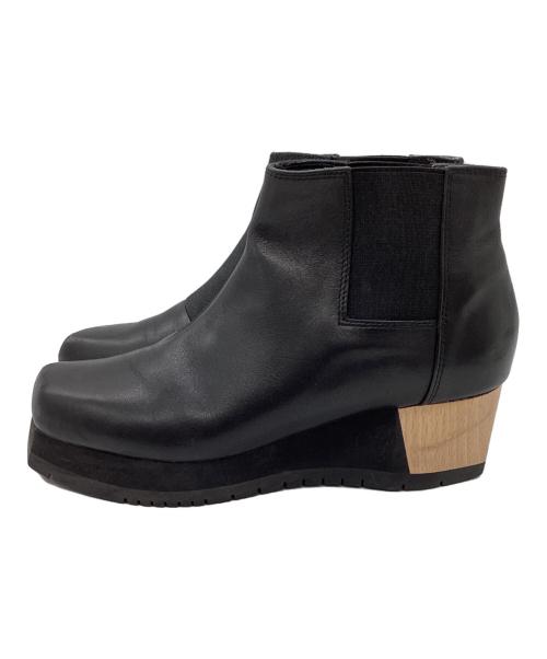 132 5. ISSEY MIYAKE（132 5. イッセイ ミヤケ）132 5. ISSEY MIYAKE (132 5. イッセイ ミヤケ) サイドゴアショートブーツ ブラック サイズ:23の古着・服飾アイテム
