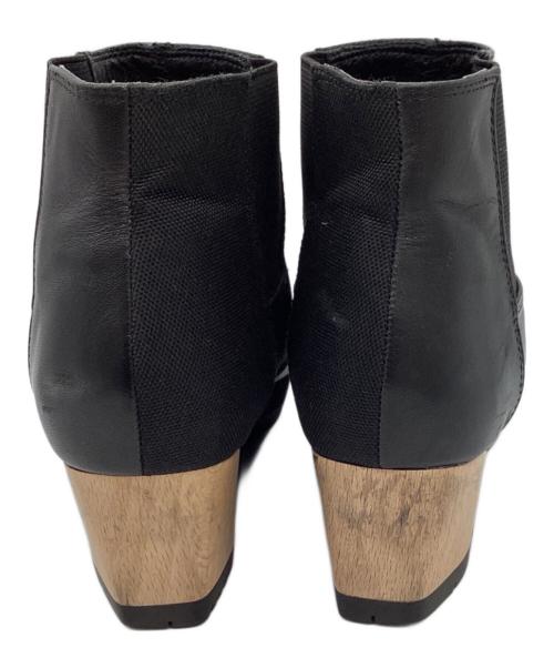 132 5. ISSEY MIYAKE（132 5. イッセイ ミヤケ）132 5. ISSEY MIYAKE (132 5. イッセイ ミヤケ) サイドゴアショートブーツ ブラック サイズ:23の古着・服飾アイテム