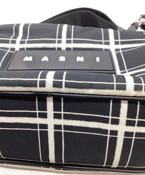 MARNI（マルニ）MARNI (マルニ) CHECK NYLONE PUFF CAMERA BAG ブラックの古着・服飾アイテム