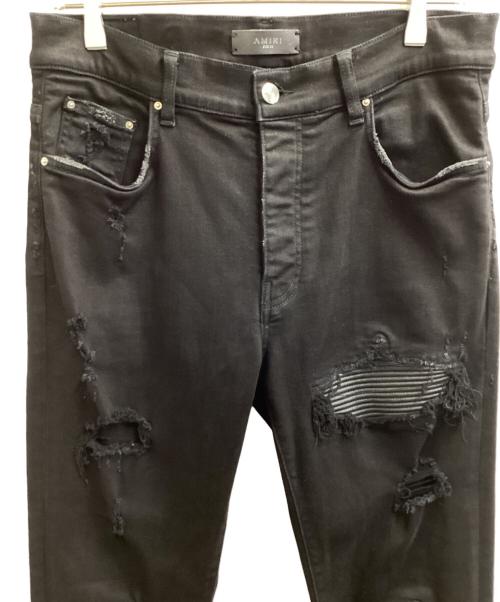 AMIRI（アミリ）AMIRI (アミリ) 蛇腹 クラッシュ加工 バイカー デニムパンツ　/　SR1PXMD001 ブラック サイズ:32の古着・服飾アイテム