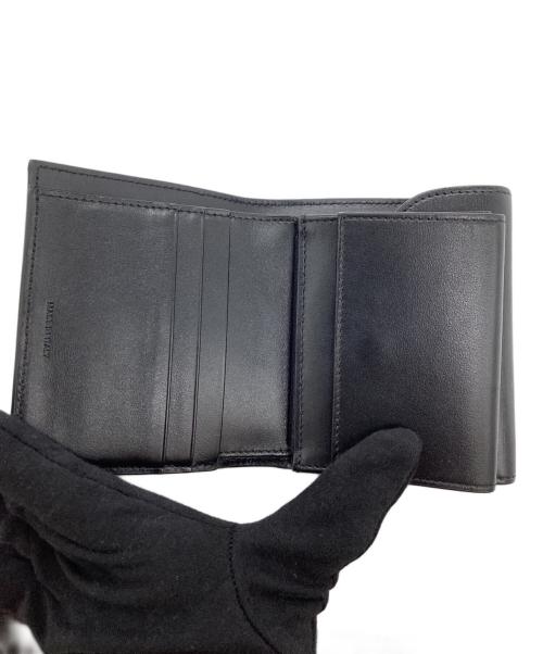 CELINE（セリーヌ）CELINE (セリーヌ) トリオンフ スモール フラップウォレット ブラックの古着・服飾アイテム
