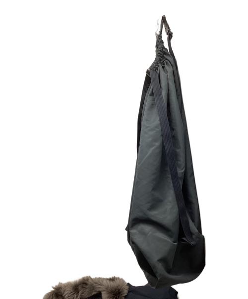 Edwina Horl（エドウィナ ホール）Edwina Horl (エドウィナ ホール) Palm maison 別注 ORIGINAL BAG PACK グレーの古着・服飾アイテム
