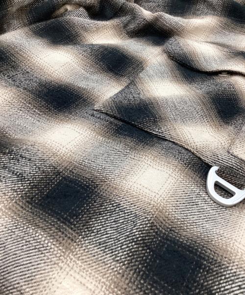 F/CE.（エフシーイー）F/CE. (エフシーイー) CHECK FIELD SHIRT ベージュ サイズ:Mの古着・服飾アイテム