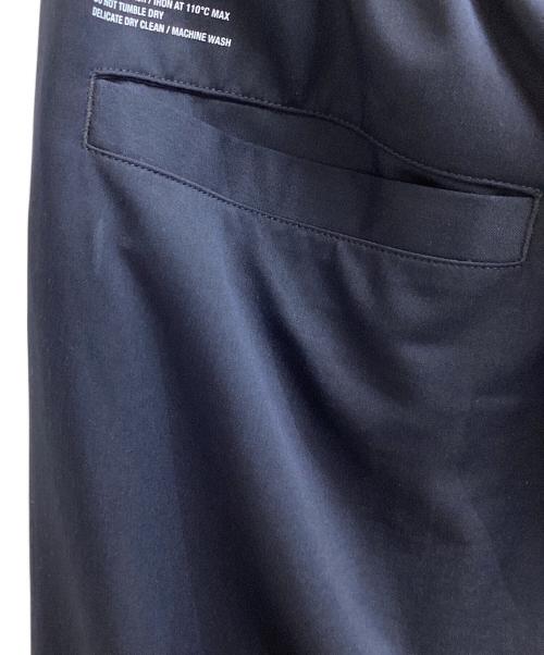 FreshService（フレッシュサービス）FreshService (フレッシュサービス) COOLFIBER TWO TUCK EASY PANTS ネイビー サイズ:Mの古着・服飾アイテム