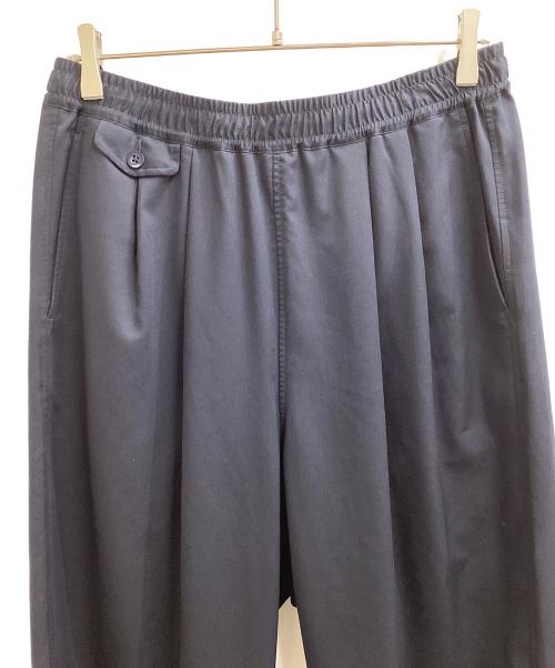 FreshService（フレッシュサービス）FreshService (フレッシュサービス) COOLFIBER TWO TUCK EASY PANTS ネイビー サイズ:Mの古着・服飾アイテム