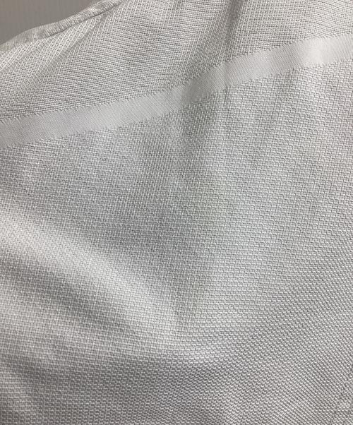 A-POC ABLE ISSEY MIYAKE（エイポック エイブル イッセイ ミヤケ）A-POC ABLE ISSEY MIYAKE (エイポック エイブル イッセイ ミヤケ) ポリエステルコート / AT11FA102 グレー サイズ:2の古着・服飾アイテム