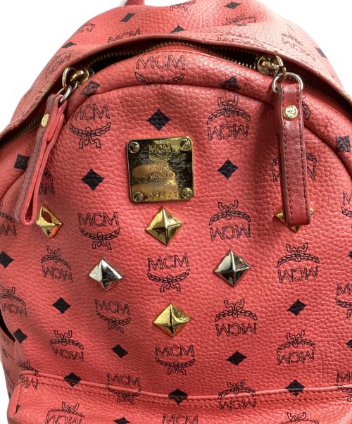 MCM（エムシーエム）MCM (エムシーエム) ヴィセトス スタッズ リュック / 1014102520522 ピンクの古着・服飾アイテム