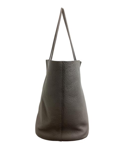 Aeta（アエタ）Aeta (アエタ) PEBBLE GRAIN LEATHER TOTE M グレーの古着・服飾アイテム