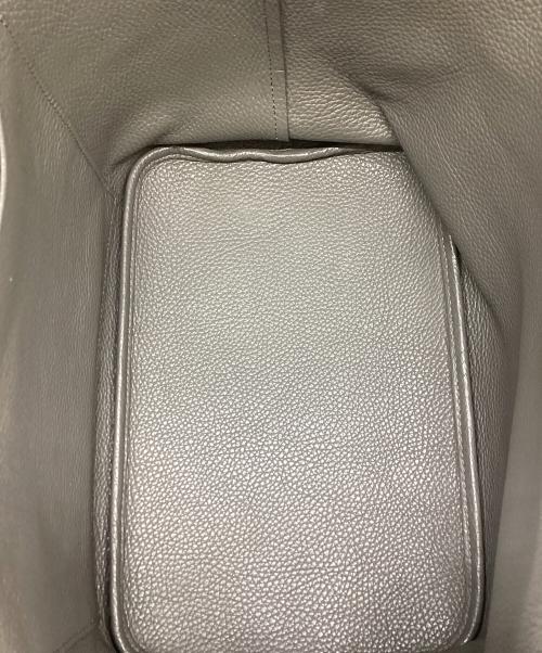 Aeta（アエタ）Aeta (アエタ) PEBBLE GRAIN LEATHER TOTE M グレーの古着・服飾アイテム
