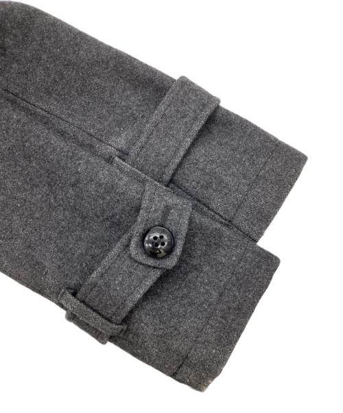 BURBERRY BLUE LABEL（バーバリー ブルー レーベル）BURBERRY BLUE LABEL (バーバリー ブルー レーベル) ショートダッフルコート　/　E1F33-272-08 グレー サイズ:38の古着・服飾アイテム