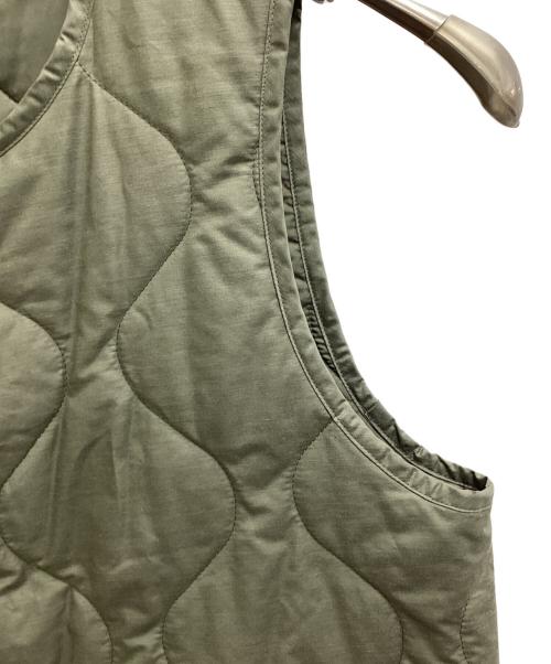 RockyMountainFeatherBed（ロッキーマウンテンフェザーベッド）RockyMountainFeatherBed (ロッキーマウンテンフェザーベッド) TD Vest キルティングクロス ベスト / 200-182-51 グリーン サイズ:Sの古着・服飾アイテム