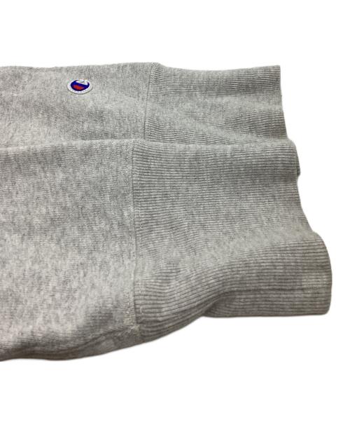 Champion REVERSE WEAVE（チャンピオン リバース ウィーブ）Champion REVERSE WEAVE (チャンピオン リバース ウィーブ) PEANUTS (ピーナッツ) VA (ヴイエー) PEANUTSプリントスウェット　/　C8-C056 グレー サイズ:XLの古着・服飾アイテム