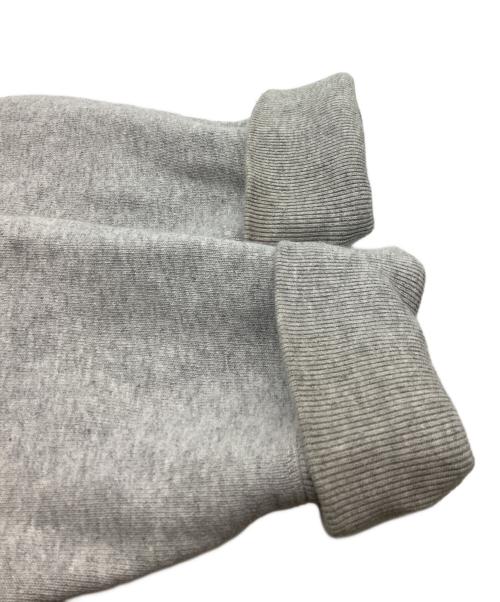 Champion REVERSE WEAVE（チャンピオン リバース ウィーブ）Champion REVERSE WEAVE (チャンピオン リバース ウィーブ) PEANUTS (ピーナッツ) VA (ヴイエー) PEANUTSプリントスウェット　/　C8-C056 グレー サイズ:XLの古着・服飾アイテム