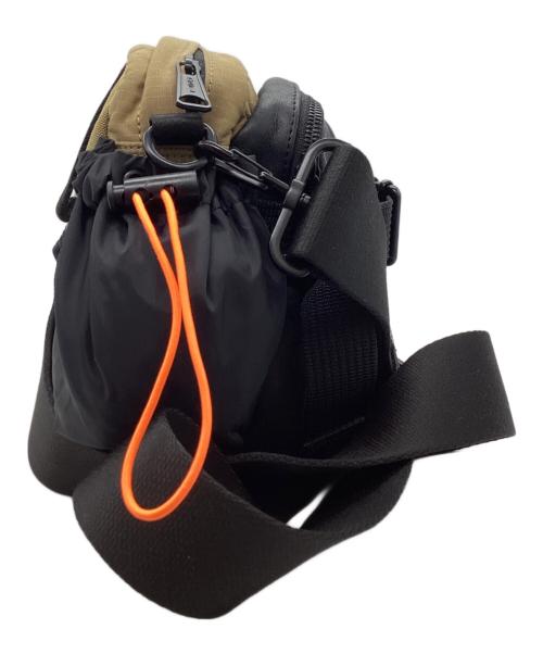 DIESEL（ディーゼル）DIESEL (ディーゼル) DSL UTILITY CROSSBODY S　/　X08932 ブラック×ベージュの古着・服飾アイテム