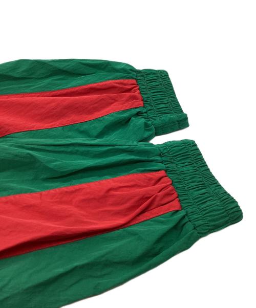 GUCCI（グッチ）GUCCI (グッチ) ナイロン GGロゴ トラックジャケット　/　573308-XJBAK　/　573308-XJBAK グリーン サイズ:Sの古着・服飾アイテム
