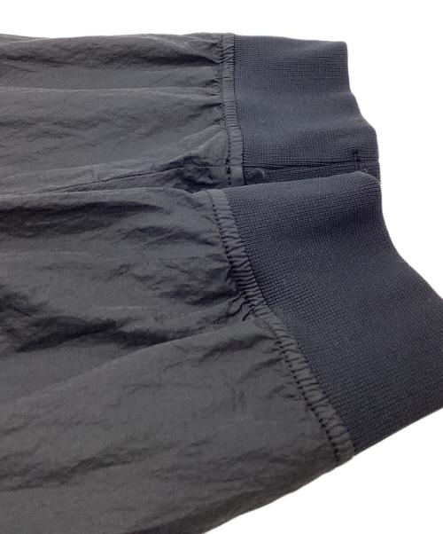 STONE ISLAND（ストーンアイランド）STONE ISLAND (ストーンアイランド) Nylon Metal Watro Sweat ブラック サイズ:Lの古着・服飾アイテム