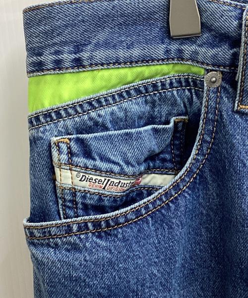 DIESEL（ディーゼル）DIESEL (ディーゼル) 1995 D-SARK-RS-S  / デニムパンツ　/　A11412 ブルー サイズ:36の古着・服飾アイテム