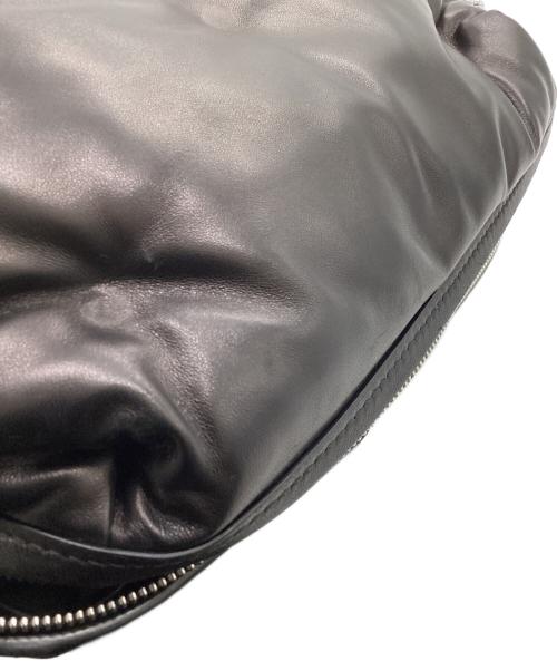 Maison Margiela（メゾンマルジェラ）Maison Margiela (メゾンマルジェラ) GLAM SLAM CAMERA BAG　/　SB1WB0006 P4300 ブラックの古着・服飾アイテム