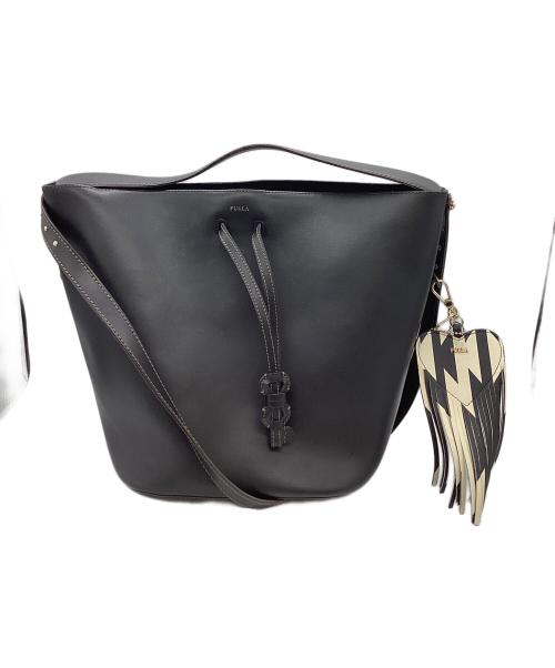 FURLA（フルラ）FURLA (フルラ) Vittoria Medium Drawstring Bag ブラックの古着・服飾アイテム