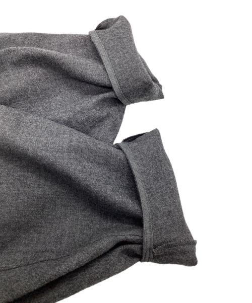 ENFOLD（エンフォルド）ENFOLD (エンフォルド) BACK-TIE PULLOVER / バックタイプルオーバー / 300GA730-1360 グレー サイズ:38の古着・服飾アイテム