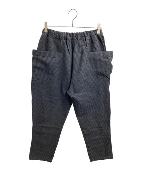 UZUIRO（ウズイロ）UZUIRO (ウズイロ) よろけ縞一本刺し子 キャンプワークパンツ グレー サイズ:FREEの古着・服飾アイテム